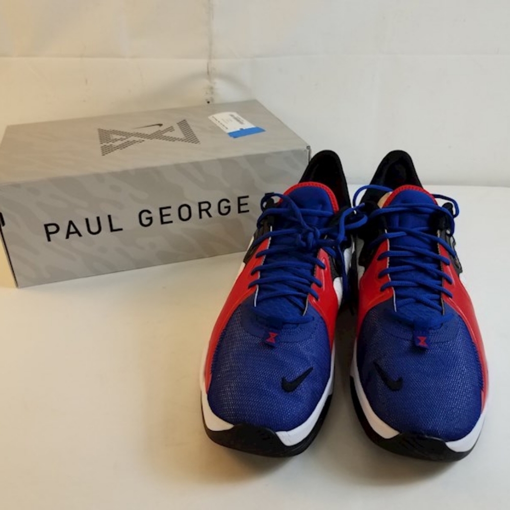 Nike  shoes  for men's  size 18